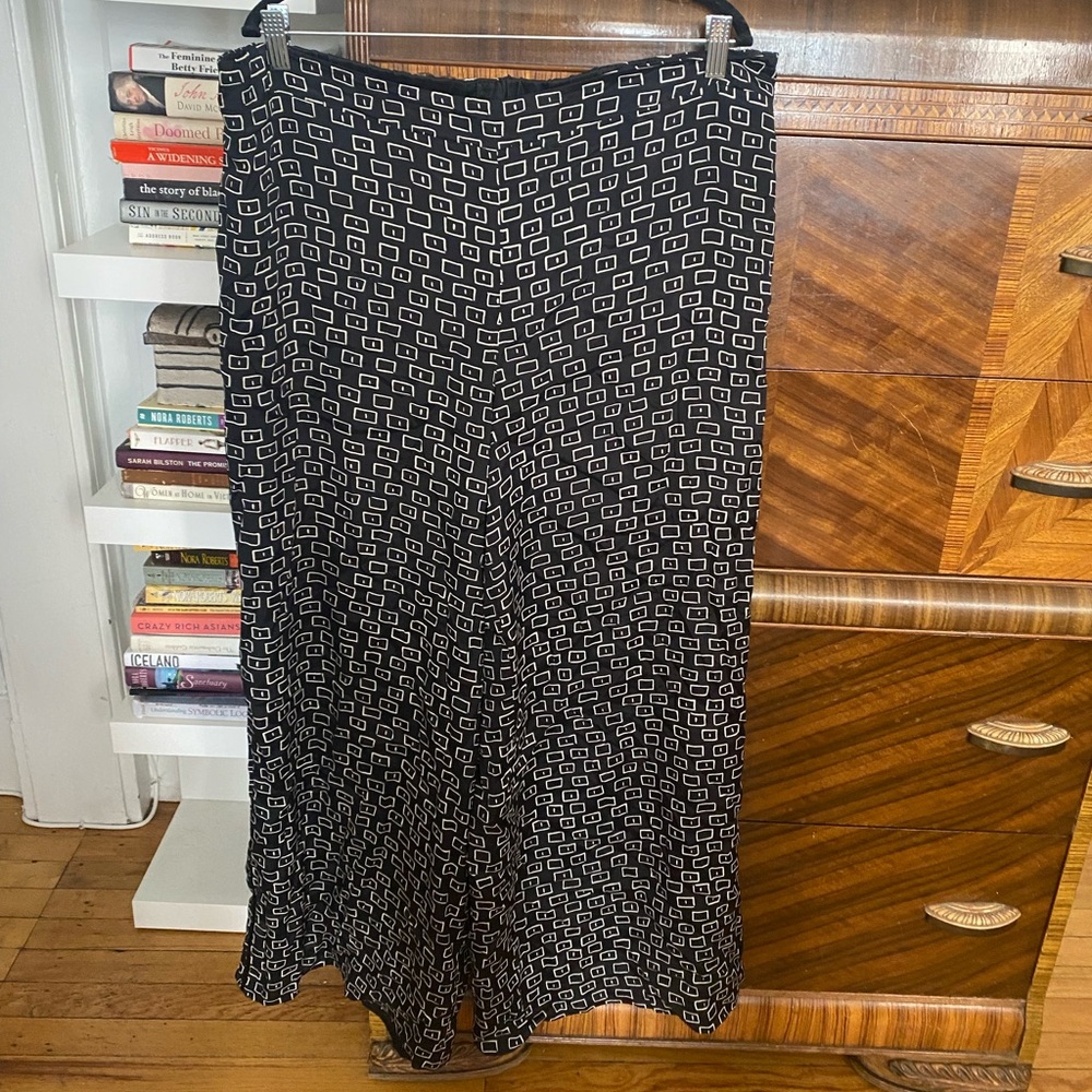 Lafayette 148 wide leg square print pants